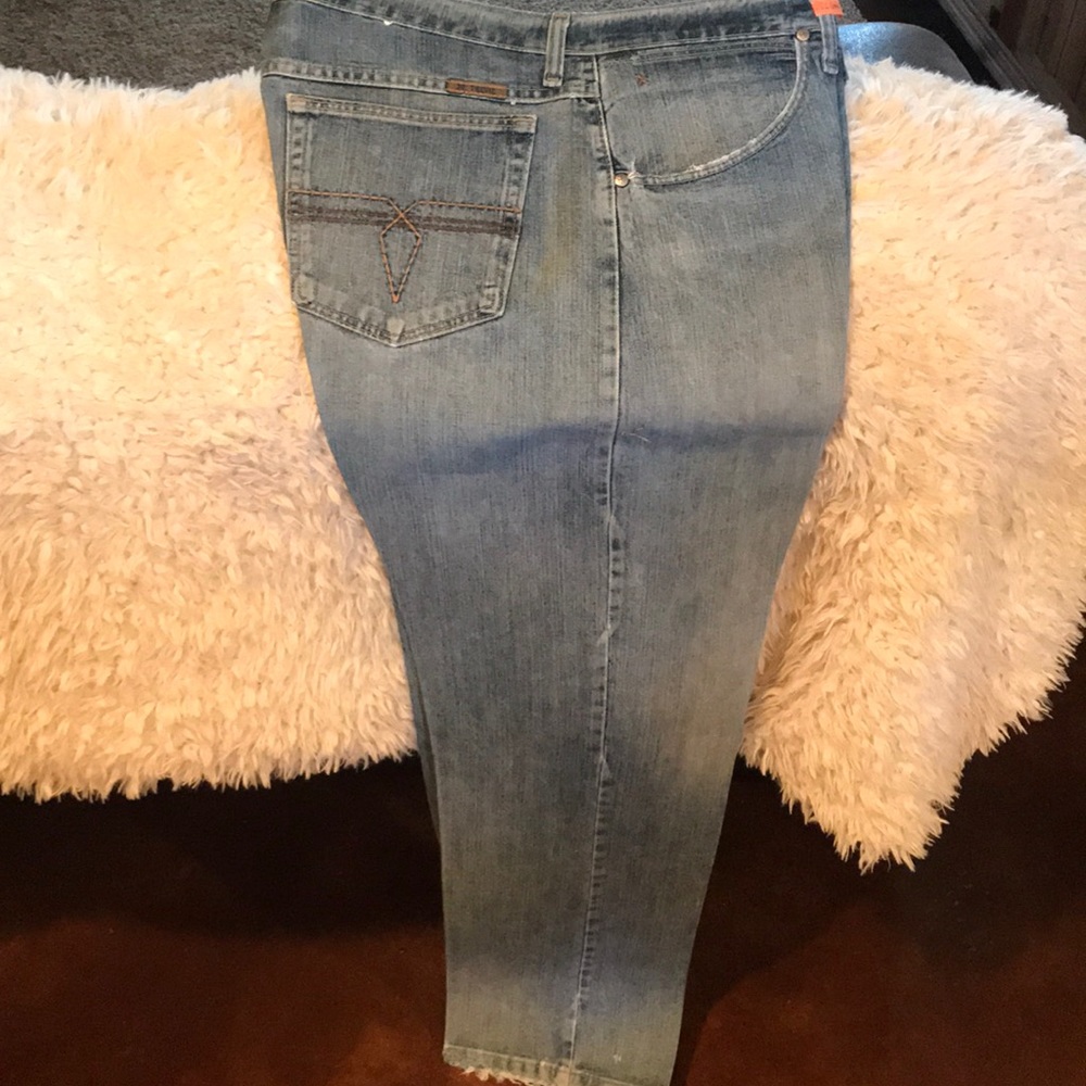 20 X Jeans Style 33.  Size 33x36